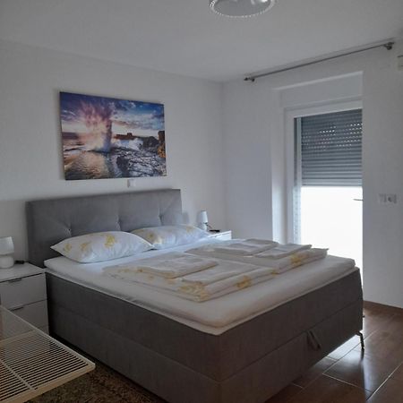 Apartments Donella Умаг Екстериор снимка