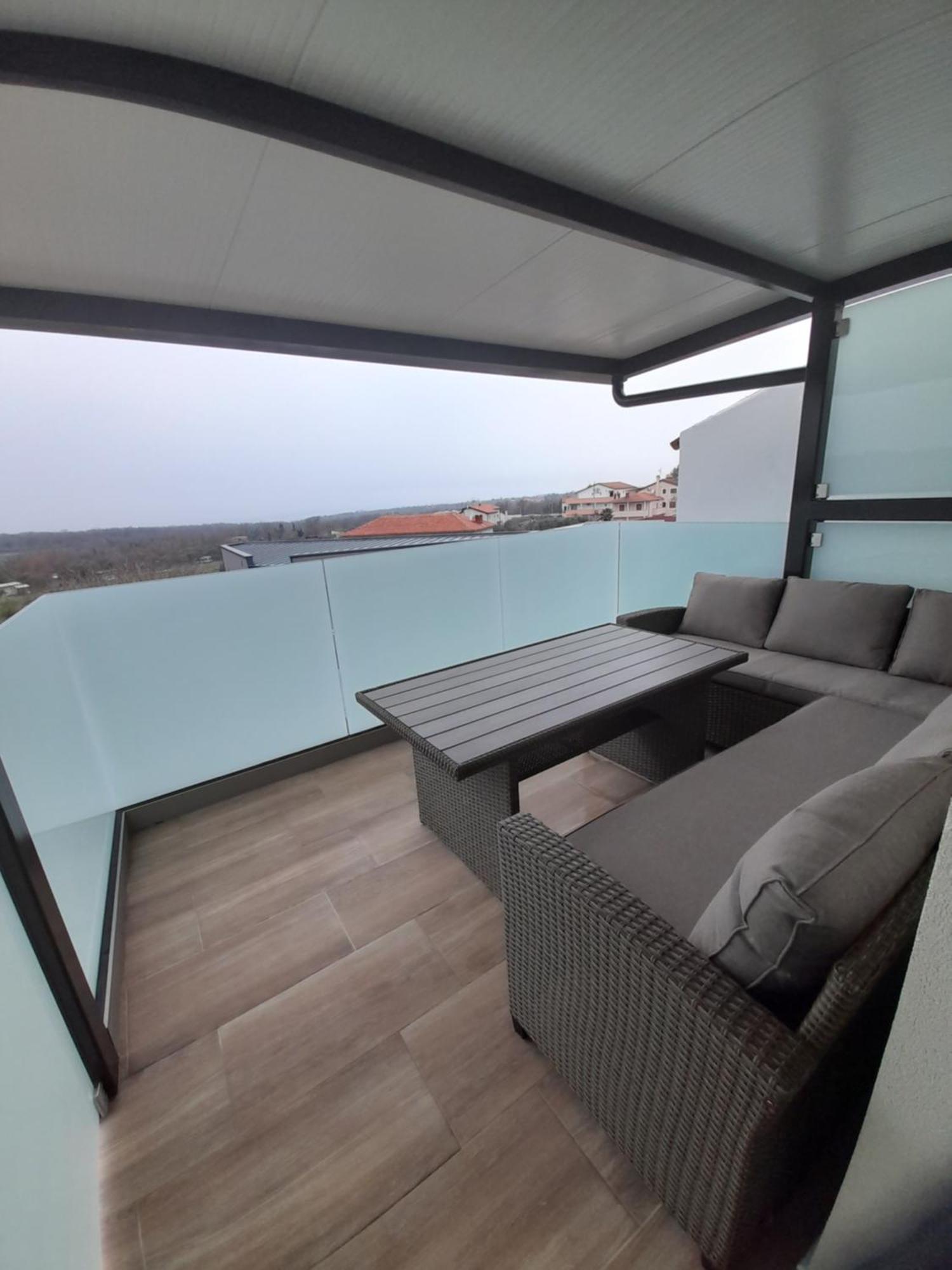 Apartments Donella Умаг Екстериор снимка