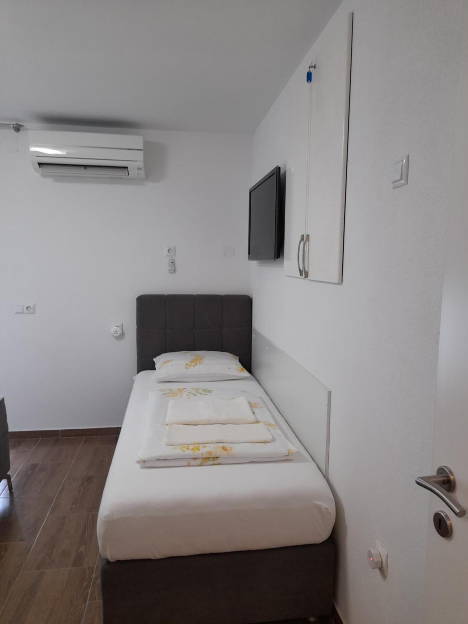 Apartments Donella Умаг Екстериор снимка